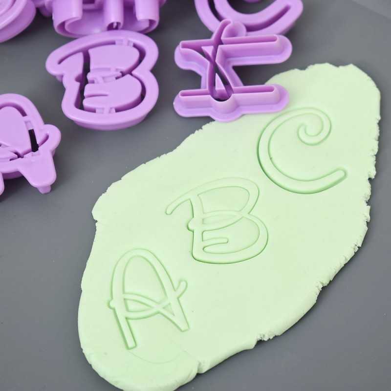 Set Sjekača Za Disney Slova 26Kom-4,5cm